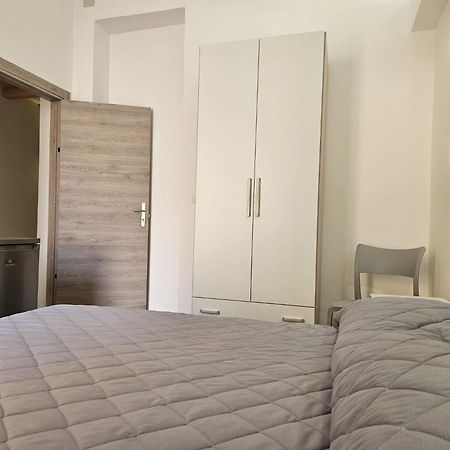 La Casa Di Nina Panzió Palermo Kültér fotó